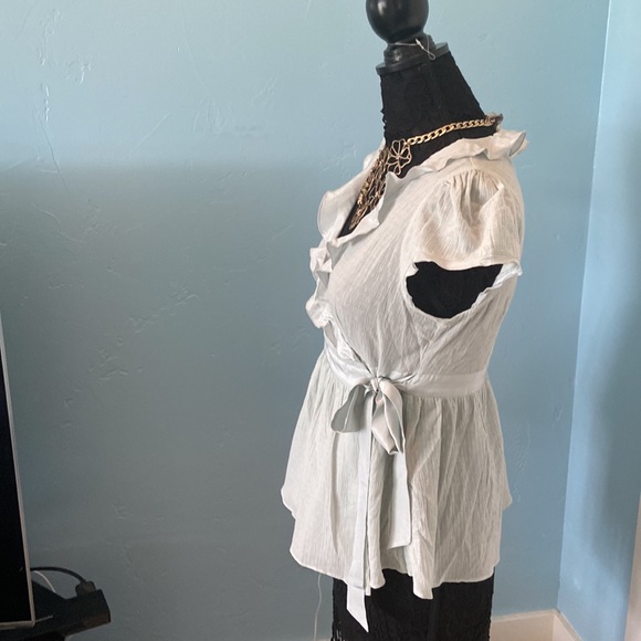 Anthropologie Odille cotton wrap blouse with satin ruffle & tie - size 10 - Picture 2 of 7
